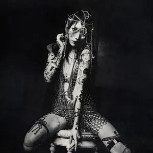 Evangelic girl is a gun